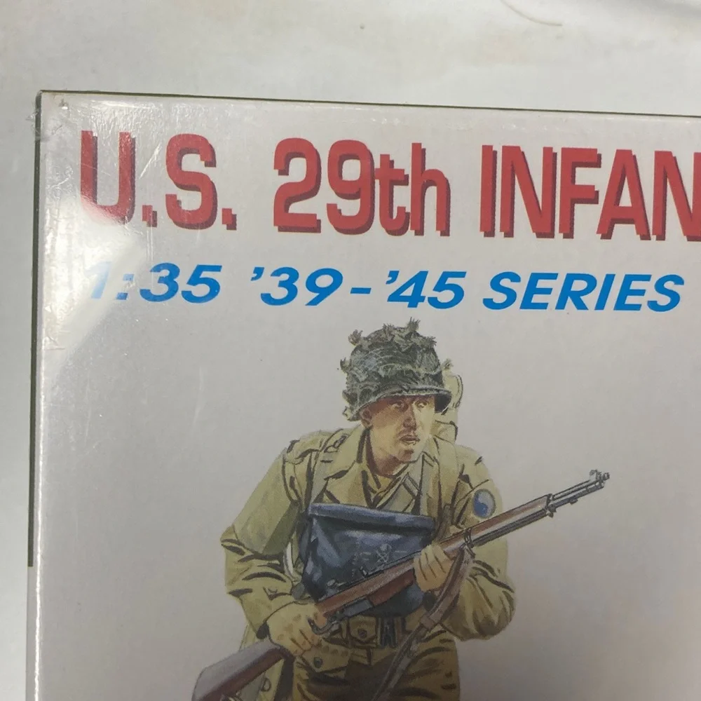 Dragon 1/35 WWII D-Day figure kit, new sealed, U.S. 29th Infantry Division Omaha